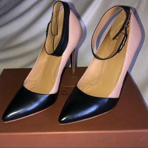 👠 COACH Black/Blush Ankle Strap Pumps sz 9